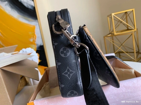 AAA Pruses Bags LOUIS VUITTON DISTRICT 0708
